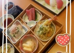 ランチパーティーin上越、里味安江店、ミニどんぶりと半そばのセット